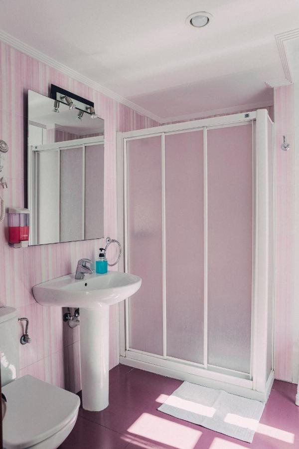 Chambre Triple avec Salle de Bains Privative